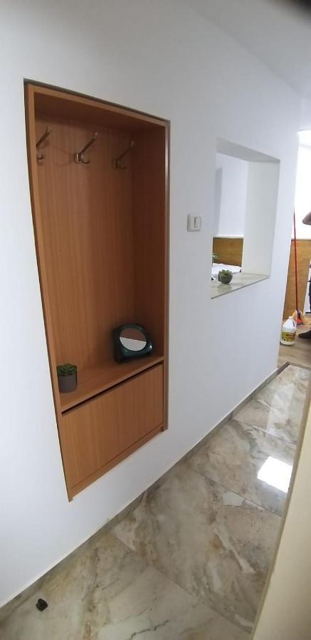 Attic Ben Gurion 42 Apartment ไฮฟา ภายนอก รูปภาพ